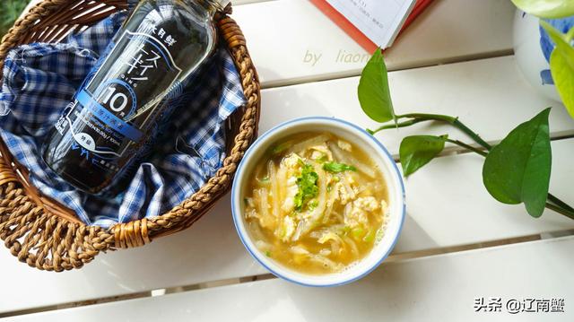 冬季降火的汤有哪些（去火暖胃的汤怎么做）