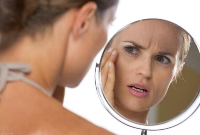 妇科主任：女人过了50岁，别太节俭！要及时补充4种营养素