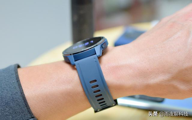 青春激昂、畅聊健康：小米手表Color 2体验
