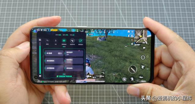 重回1799元，256GB+67万跑分+三星AMOLED屏，性能比麒麟990更强