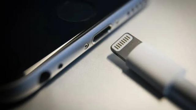 充電接口統一，iPhone 改用 USB-C？