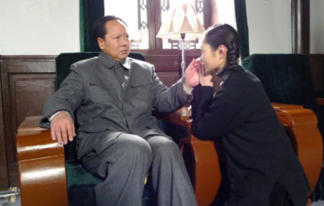 刘思齐32岁含泪改嫁，婚后生4子，夫妻以长子名字纪念毛岸英