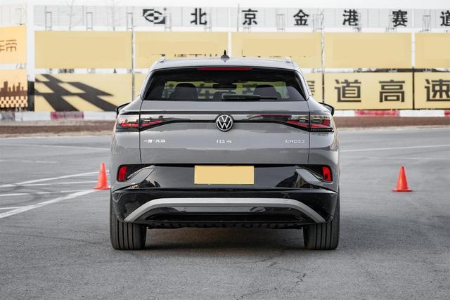 大众首款纯电SUV，19.99万起售，外观内饰设计终于不再套娃