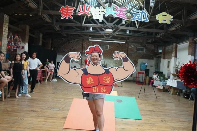 穷街陋巷:敢称全国第一的成都社区，很迷很魔幻