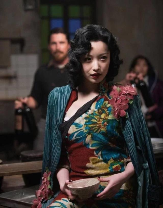 谁说旗袍不好驾驭 这三款旗袍 让你穿出优雅东方女性的魅力 太阳信息网