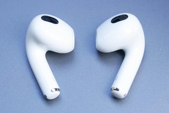 苹果AirPods 3真机开箱，来看