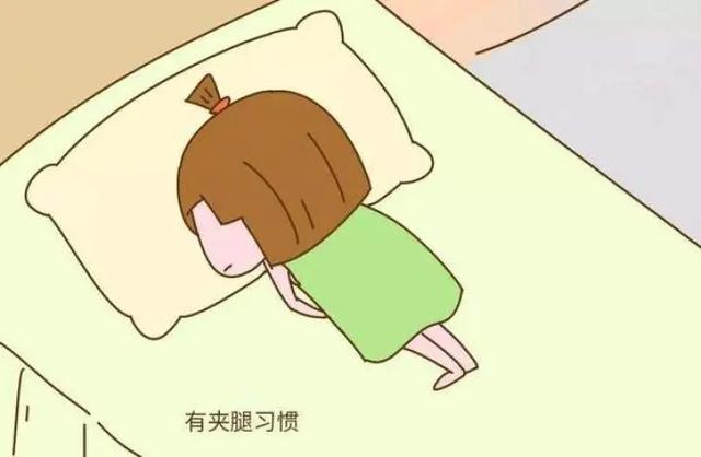 孩子总在硬物上摩擦身体，家长羞耻不已？这样做才不会害了孩子