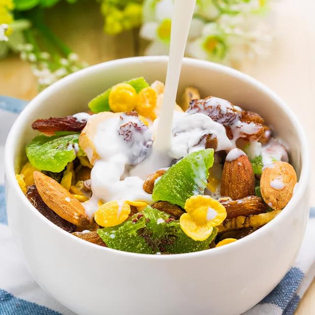 心肝宝贝奖门人：10种披着健康外衣的食物，真的不健康