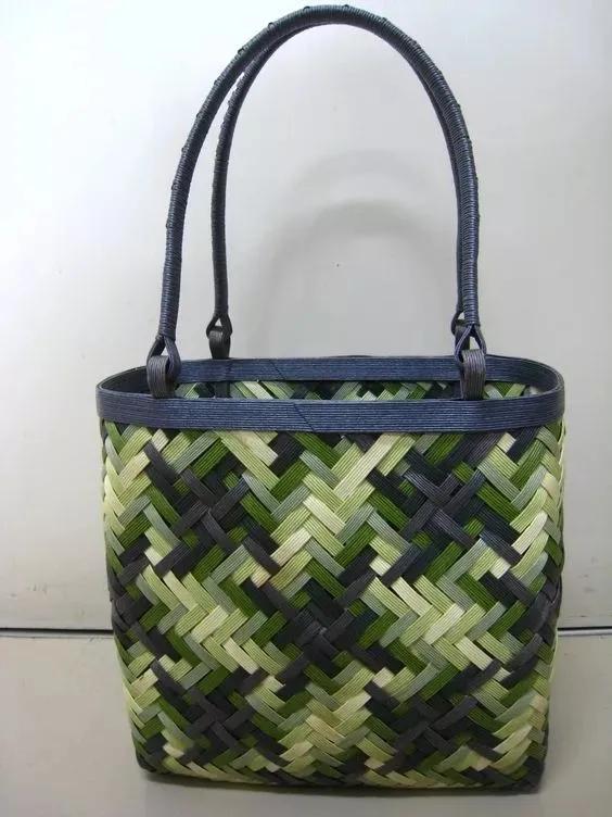 延边老乐用打包带编织篮子教程(怎样用打包带编织篮子教程和视频)