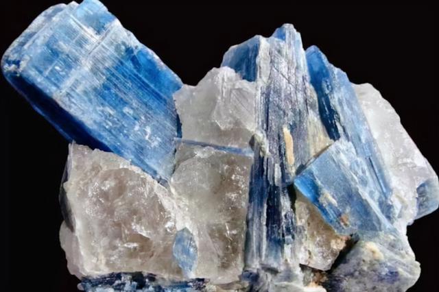 全球80%脱碳资源掌握在3个国家手中，日本：新能源汽车发展或受阻