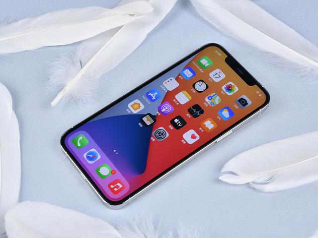 患上苹果依赖症，国产大厂利润下滑35%，央视的呼吁不得不重视