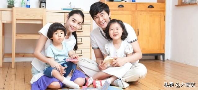 从策和威的成长轨迹，看家庭育儿误区：作业读书写字不是家庭教育