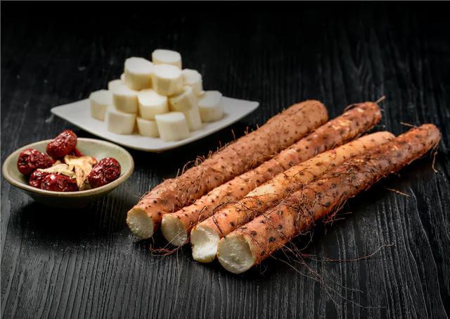 秋分吃排骨炖山药，补脾健胃