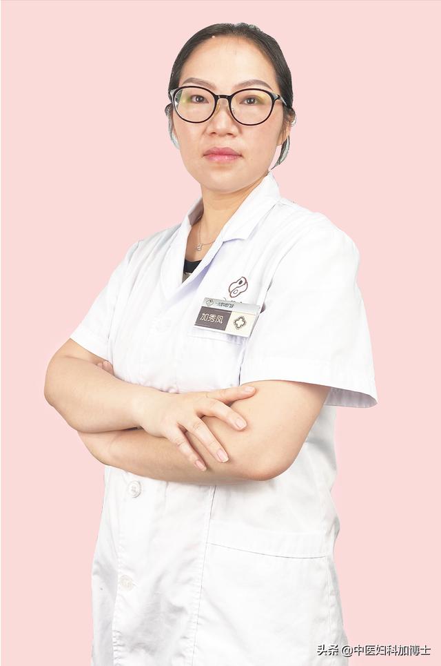 中医认为：月亮与健康有密切的关系，要跟着月亮去养生