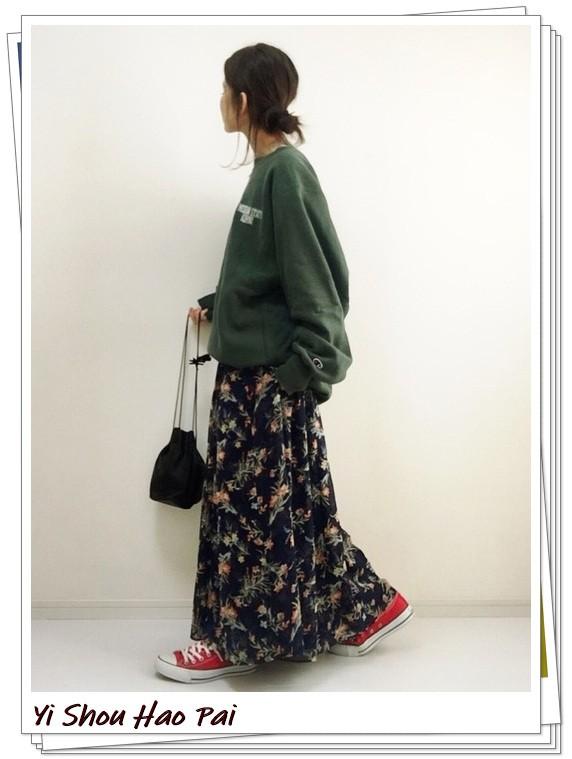 红鞋子搭配什么裤子好看（红色匡威鞋的秋冬穿搭27例）