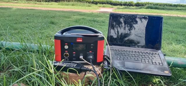 它比小型發電機香，戶外堪比市電！220V，戶外能做飯的“充電寶”
