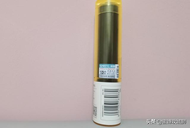 新一代程序员也可以很精致，须眉便携剃须刀T3评测，小巧易携带