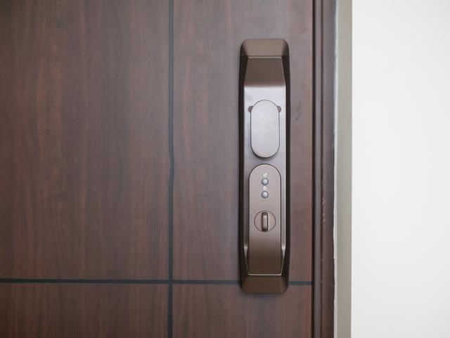 为什么更换智能门锁？只因这款华为智选徳施曼更智能，功能更全