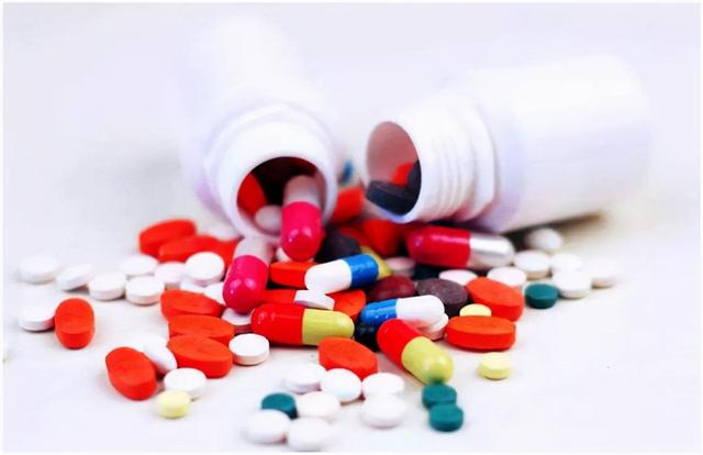 降压药必须早上吃？专家说出最佳服药时间，不妨早了解一下