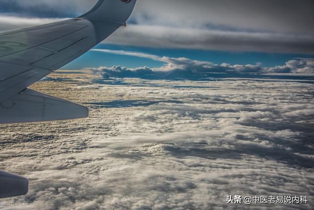 上半身上火，下半身冰凉，上热下寒，老中医教你一招搞定