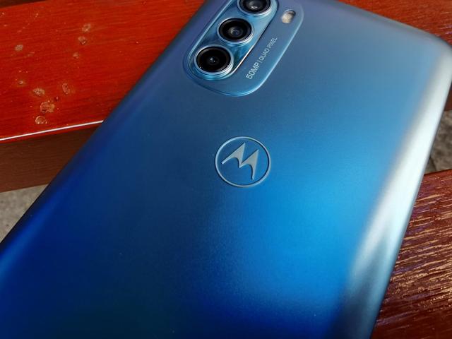 Moto G51手机评测：5G+120Hz高刷全都有，1500元价位理想之选