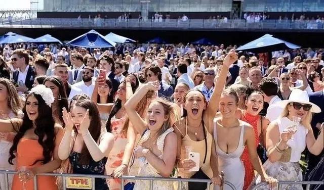 澳大利亚墨尔本杯赛马节出现两例新冠阳性病例