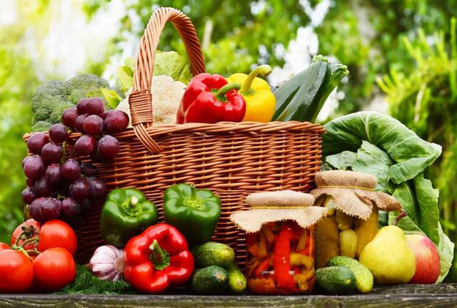 头痛头晕脑缺血3种常见药物，了解适应症禁忌症，治疗脑血管疾病