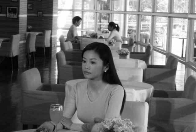 主持人曾子墨，1992年被美国大学录取，她后来回国后的发展如何？