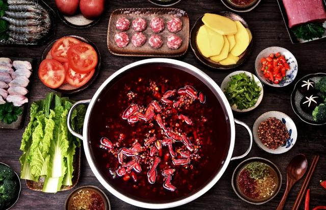 贪吃火锅引起肠胃“过敏”？