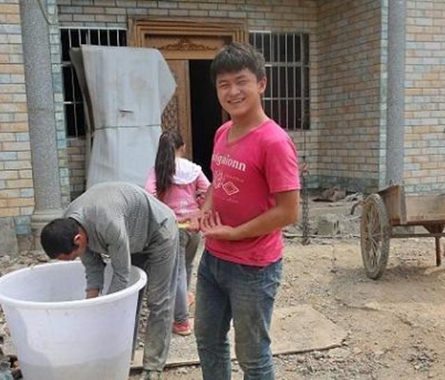 再读读这些“寒门贵子”们！何不放下焦虑，去拥抱那颗感恩的心？