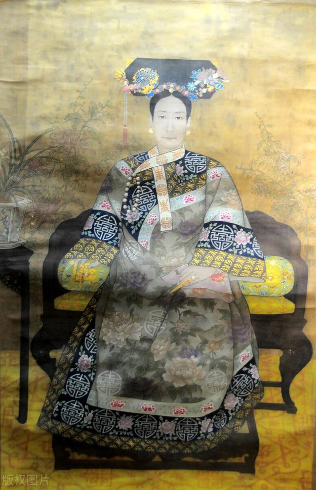 图一慈禧太后画像一,传闻中的发小恭亲王奕忻奕忻是道光皇帝的第六个