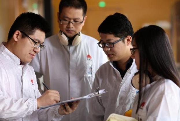 北大“扫地僧”获阿里百万奖金！科技企业用什么留住尖端人才？