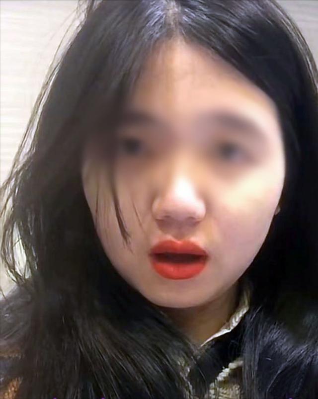 塞尔维亚失联的成都女子举止怪异，父亲大呼心疼，但她拒绝回国