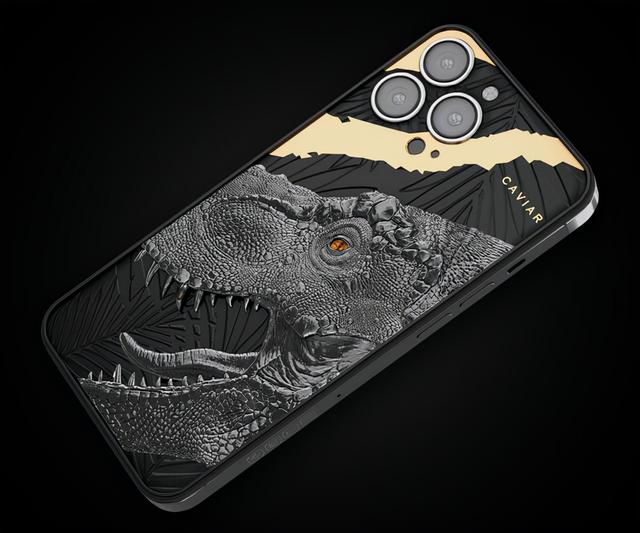 售价31万！iPhone 13Pro霸王龙版发布，真有化石镶嵌牙齿