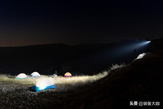 这款三眼小钢炮竟有18000流明——Lumintop雷明兔GT3手电