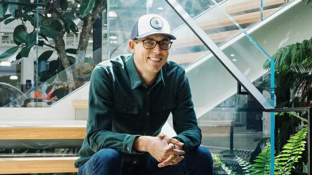 又一场泡沫盛宴：刚量产就华丽上市，Rivian市值逼近通用