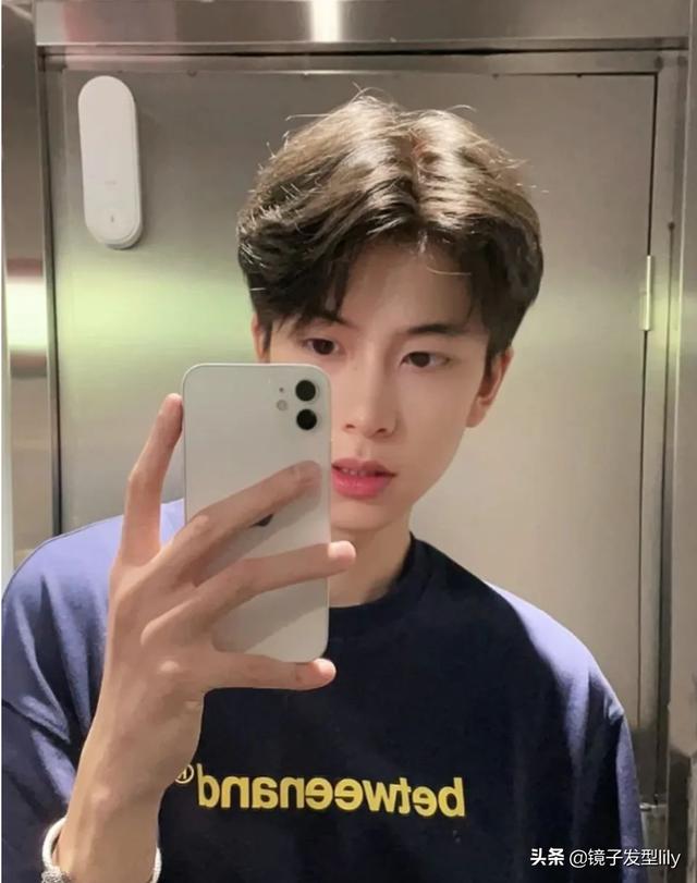 适合额头窄的发型图片男（16款流行男发型）