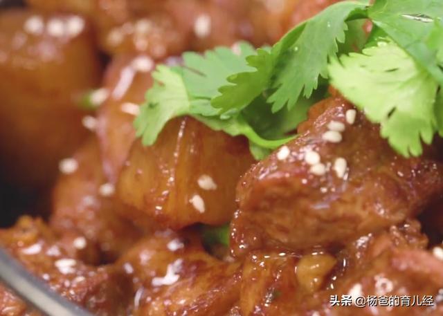 孩子爱吃的萝卜鸭肉煲，肉嫩鲜香，营养美味，吃了一次还想吃