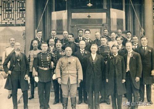段祺瑞简介:北洋时期的国家元首，一生清廉，晚年吃不起饭，死后无钱下葬