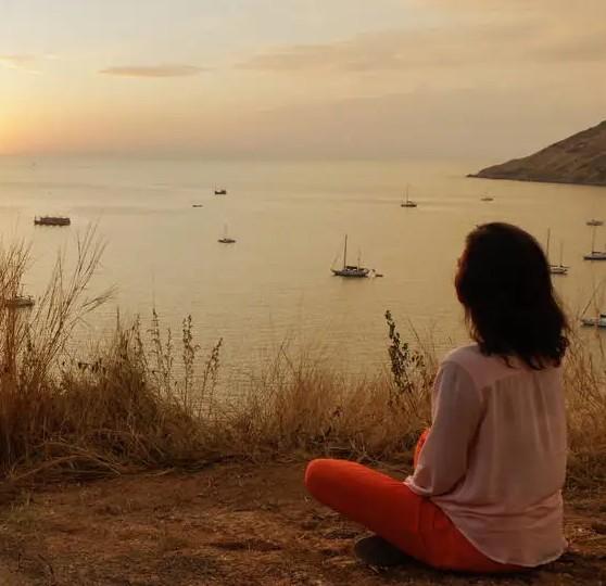 打坐入门教程（正确打坐的基础功法详解）