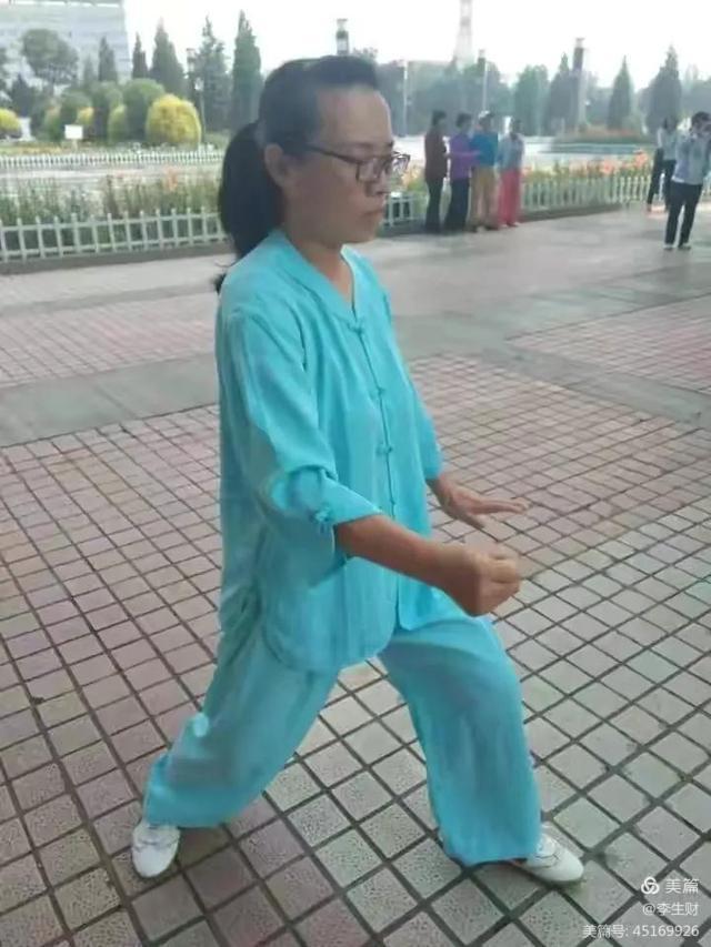 走进紫晨广场：文/李生财，图/郭翠枝