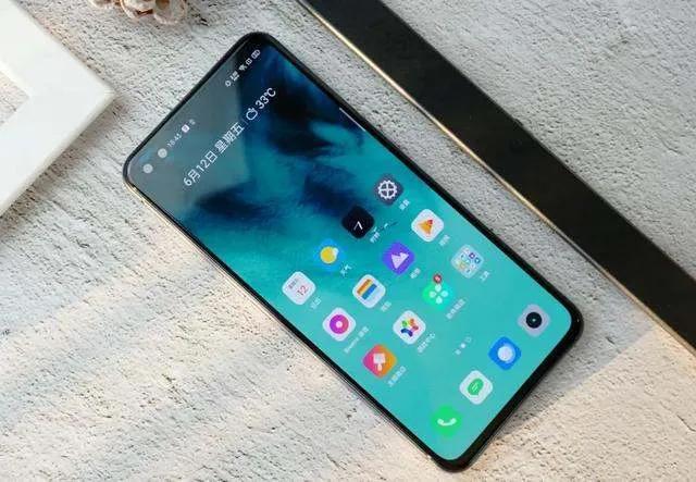 目前有哪些5G手机，是几乎零差评的？