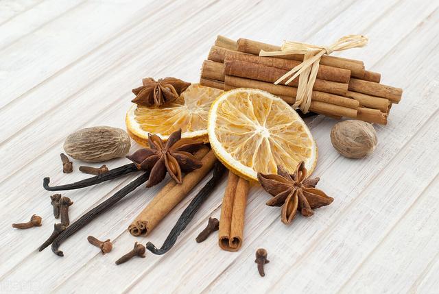 秋意渐凉，冠心病高发，炙甘草汤是《伤寒论》中的名方，气血并补