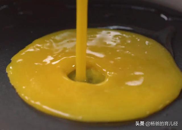 美味营养的牛油果鲜虾卷，烹饪简单，好吃又解馋，家中孩子特爱吃