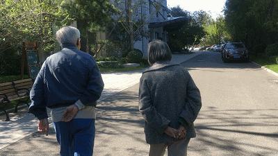 wenno：婆婆凭什么帮你带孩子？被怼上热搜，高赞回帖值得一看