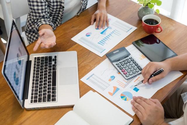 @美团，保障“骑手”正当权益，也是“利益均衡”