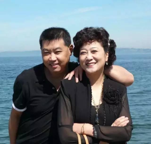 重庆女鞋工，因创业断过7次腿，却打造出2张城市名片，为啥这么牛