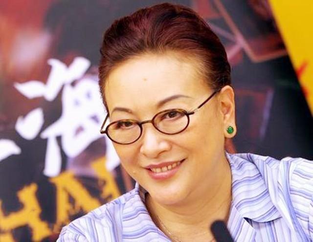 汤君年：卖窗帘起家，投资6亿建房800套，如今每套价值过亿