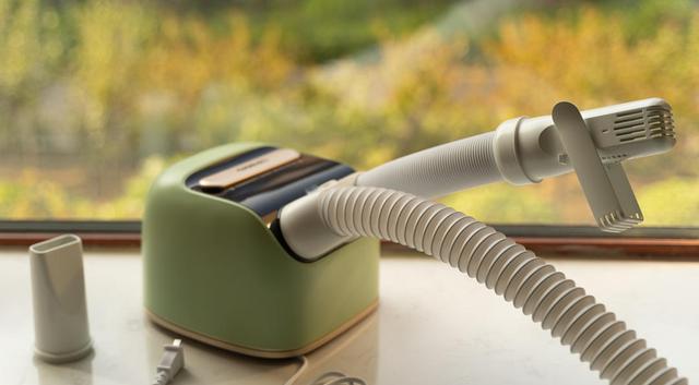 阴冷冬季给宝宝一个温暖被窝，卓力多功能烘干机体验