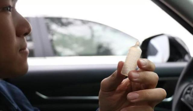 睡前把藿香正气水抹在脚底，或会收获这3大好处，不妨一试